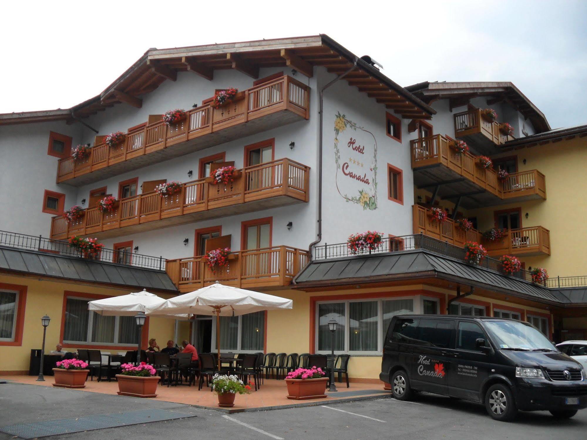 Residence Canada Pinzolo Extérieur photo